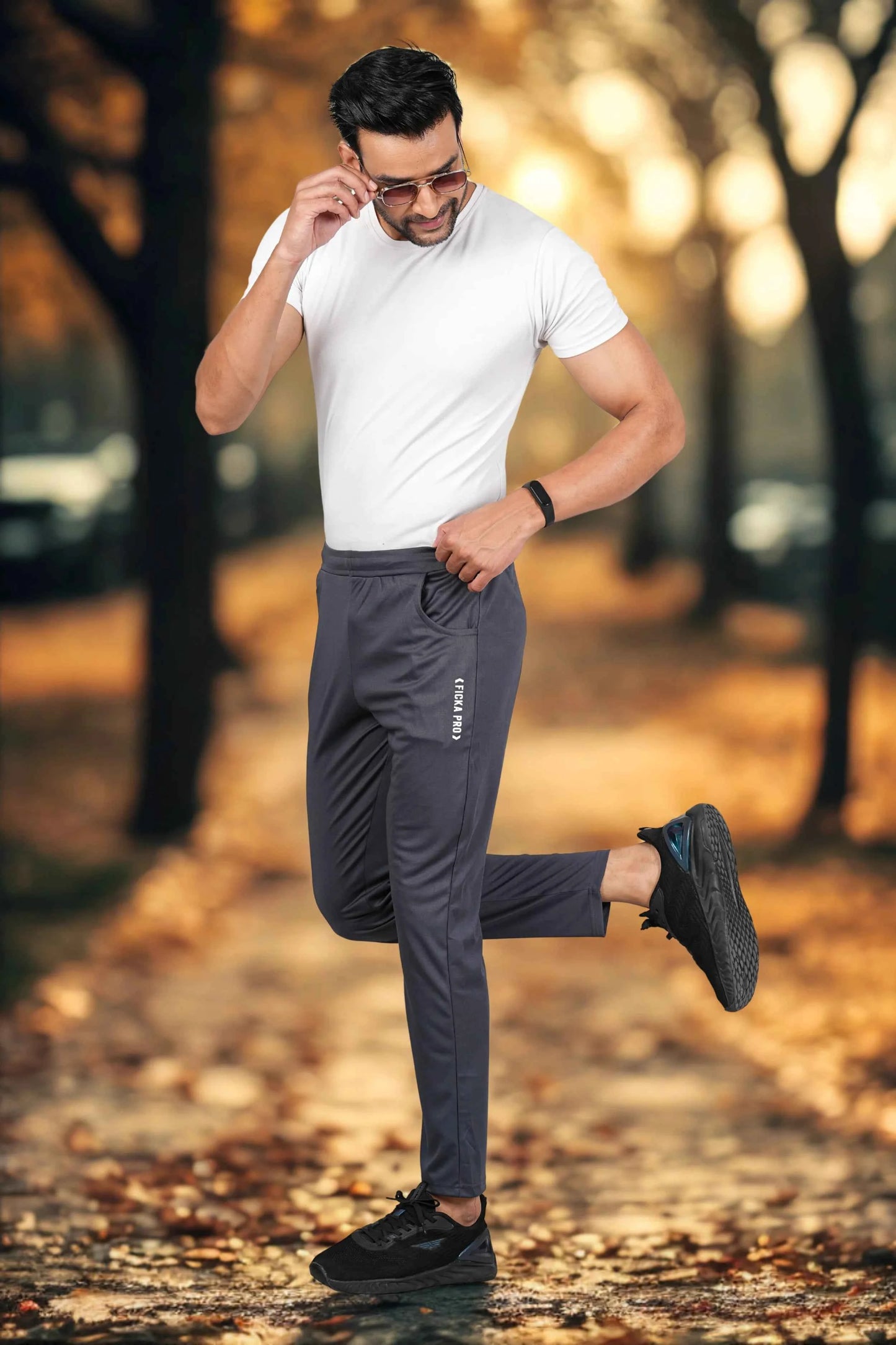 Ficka Men Dark Grey Sports Trackpant