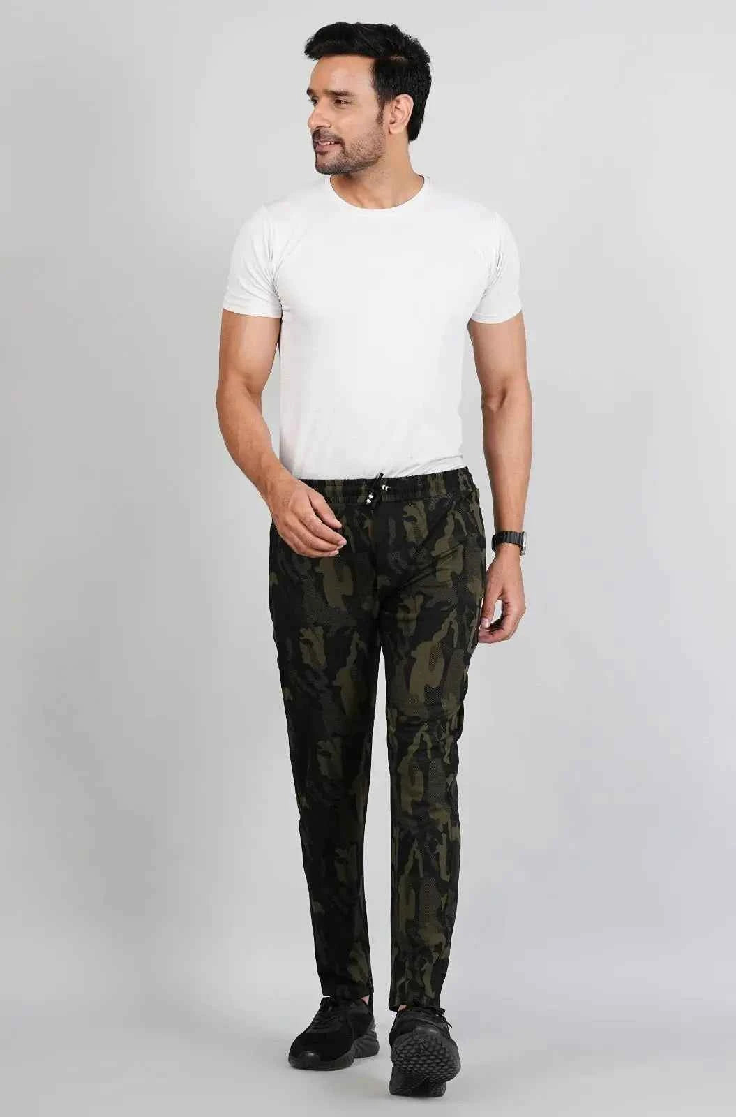 Men Army Print Fit Green Joggers with FickaPlus