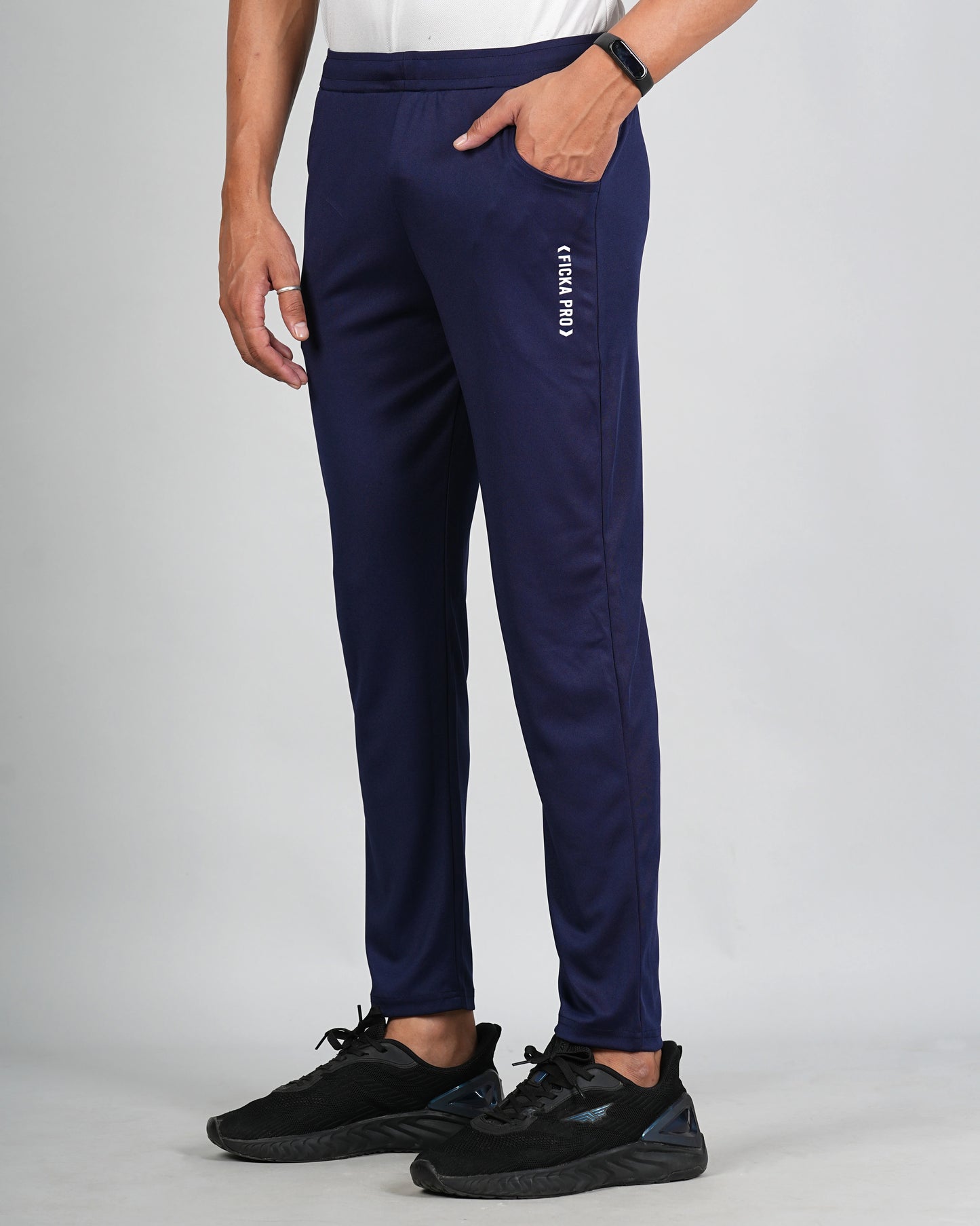 Men Solid Relax Fit Navy Blue Joggers with FickaPlus
