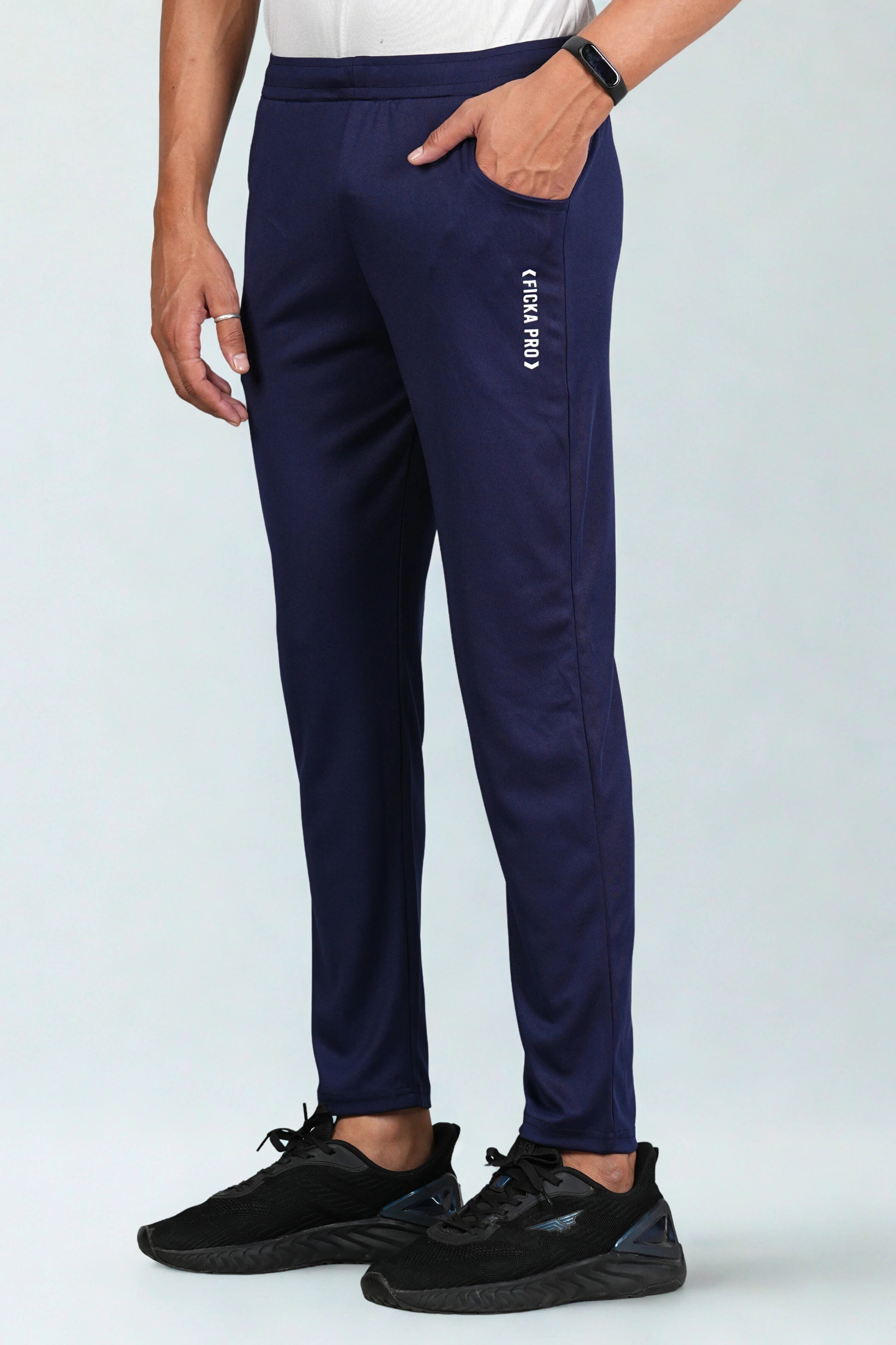 Men’s navy blue trackpant full-length