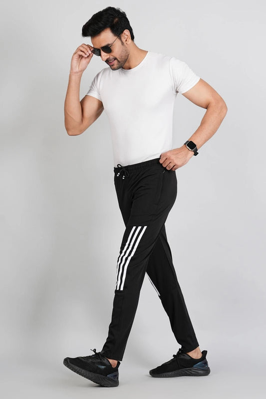 Men Solid Relax Fit Black Joggers with FickaPlus